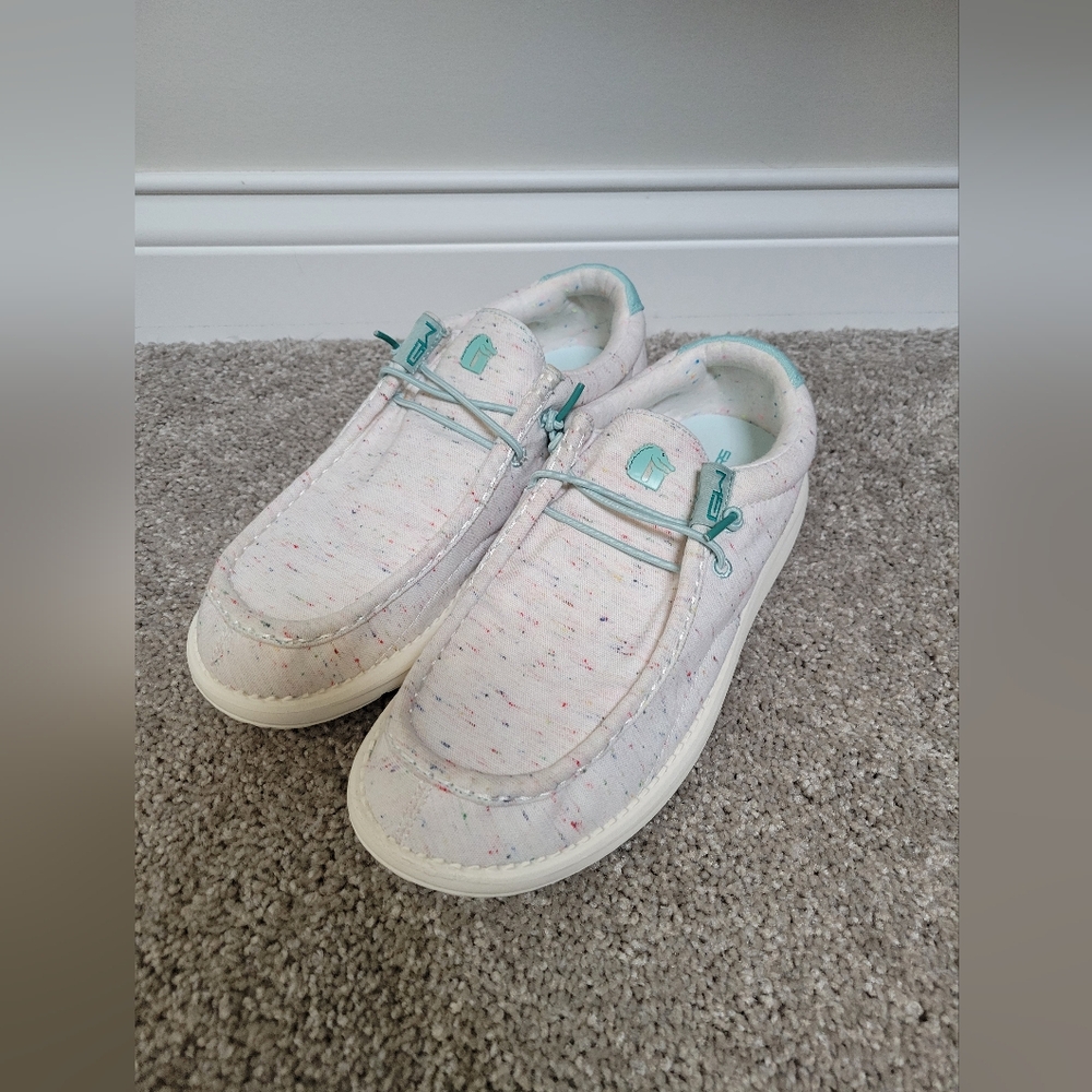 Gatorwaders Birthday Cake Camp Shoe Womens Size 9